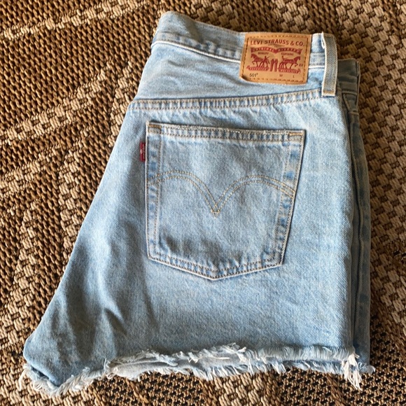 Levi's Pants - Levi’s 501